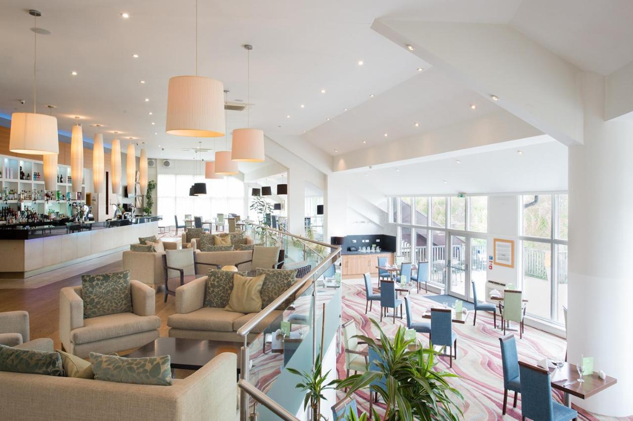 Lakeside Park Hotel & Spa Fishbourne  المظهر الخارجي الصورة