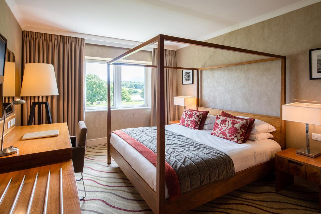 Lakeside Park Hotel & Spa Fishbourne  المظهر الخارجي الصورة