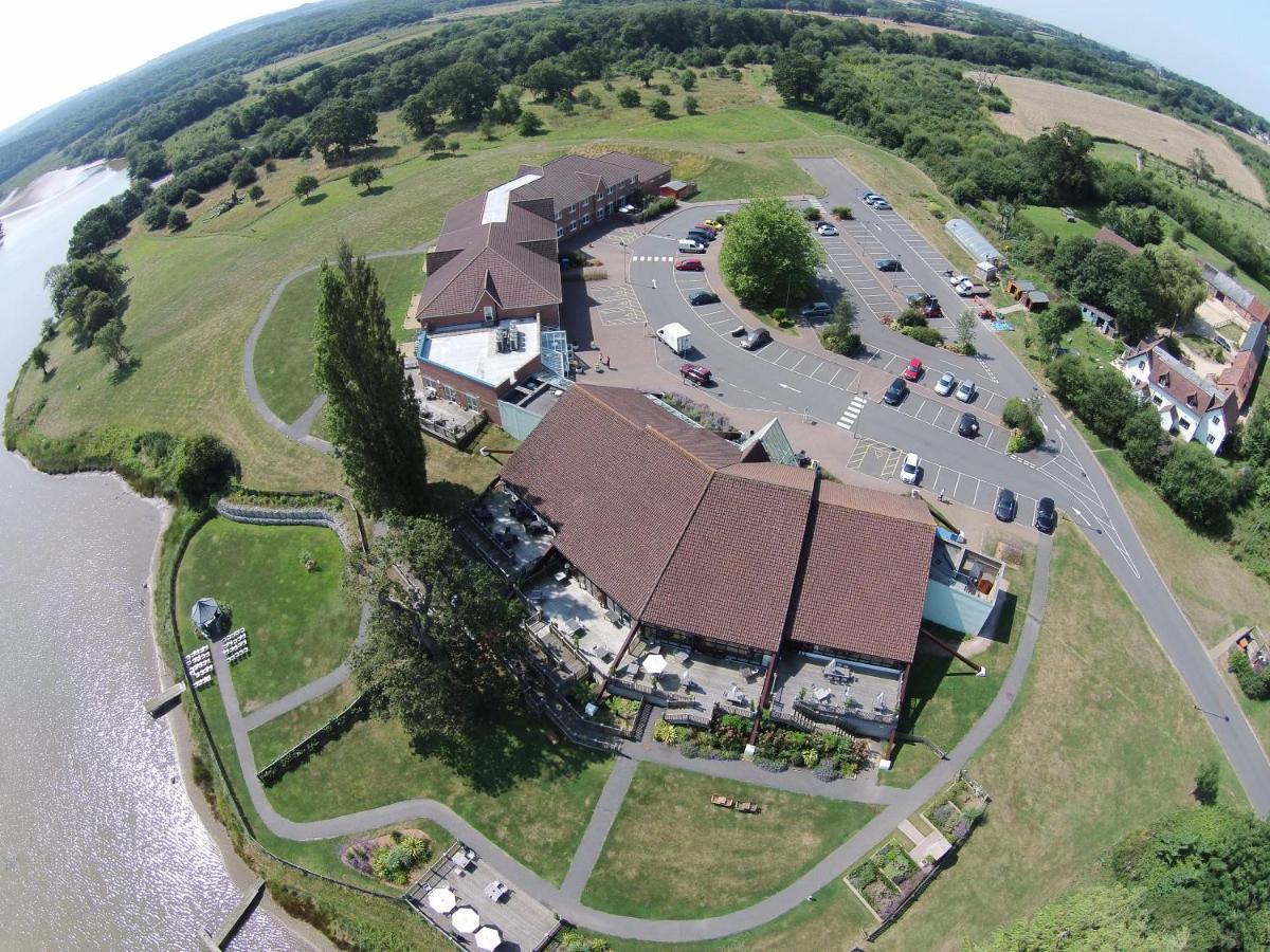 Lakeside Park Hotel & Spa Fishbourne  المظهر الخارجي الصورة